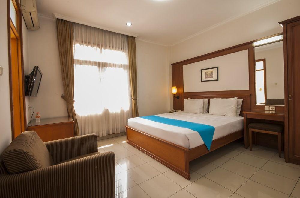 Caryota Hotel Bandung Exterior photo